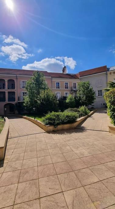 Disney Luxury Studio Serris Exterior photo